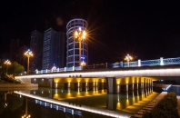 天橋照明亮化工程設(shè)計，點綴城市夜景燈光